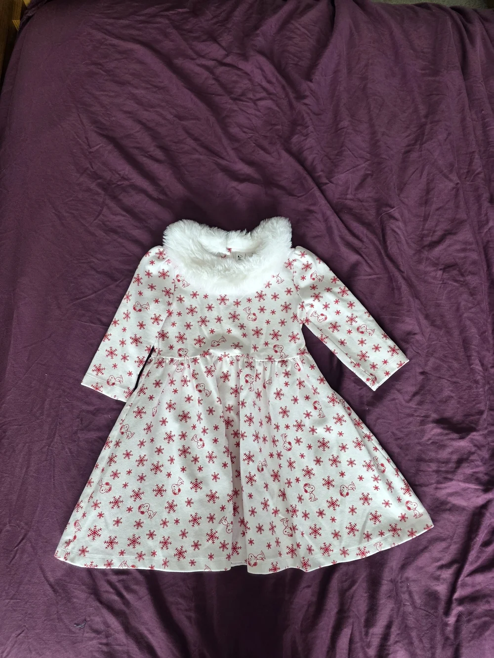 Janie & Jack Peanuts White Dress w/ Red Snowflake/Snoopy Print & Faux Fur Collar